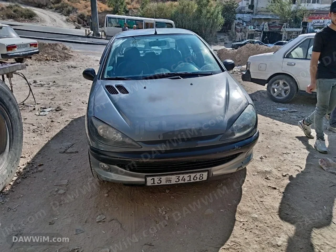 سيارة بيجو 206 موديل 2004