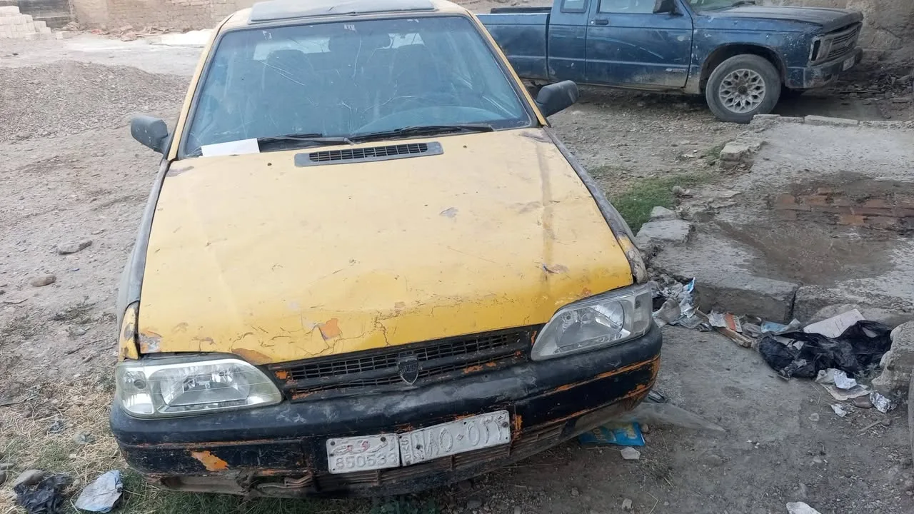 سيارة داسيا سوبيرنوفا للبيع بحالة جديدة نسبيًا مع محرك ودوّازان جديدين