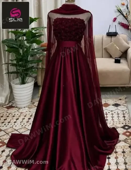 فستان ساتان من ماركة زارا