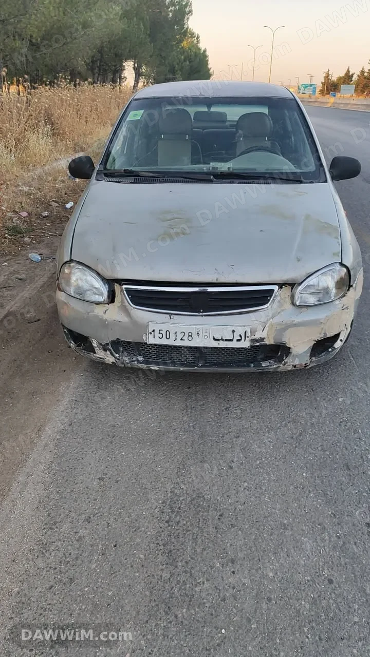 سيارة للبيع في إدلب