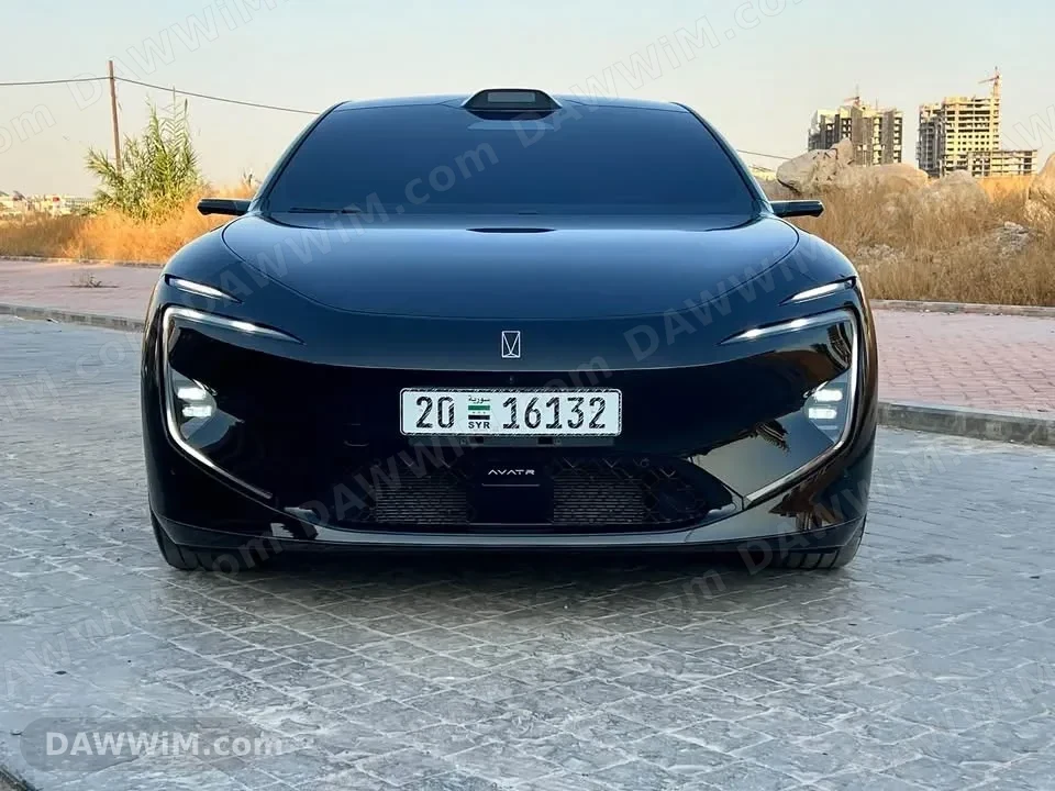 سيارة Avatr Series 12 REEV موديل 2026 للبيع