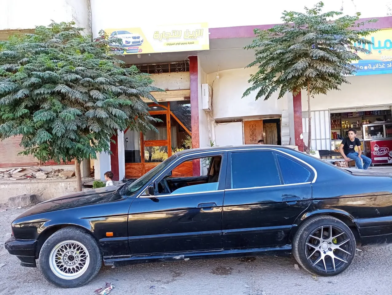 بي إم دبليو 520 موديل 92 للبيع