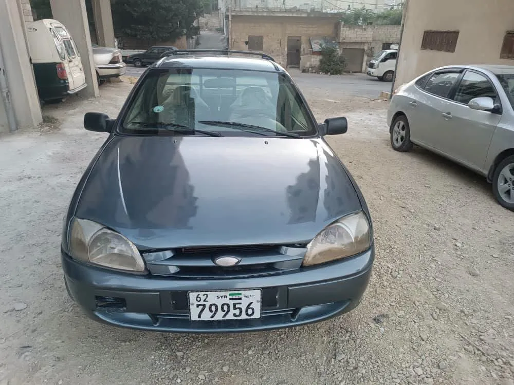 فورد 2005 للبيع