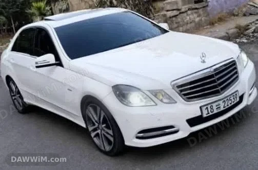 مرسيدس بنز E220 موديل 2011