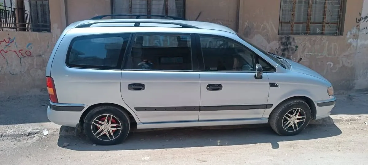 هونداي تراجيك 2005 للبيع