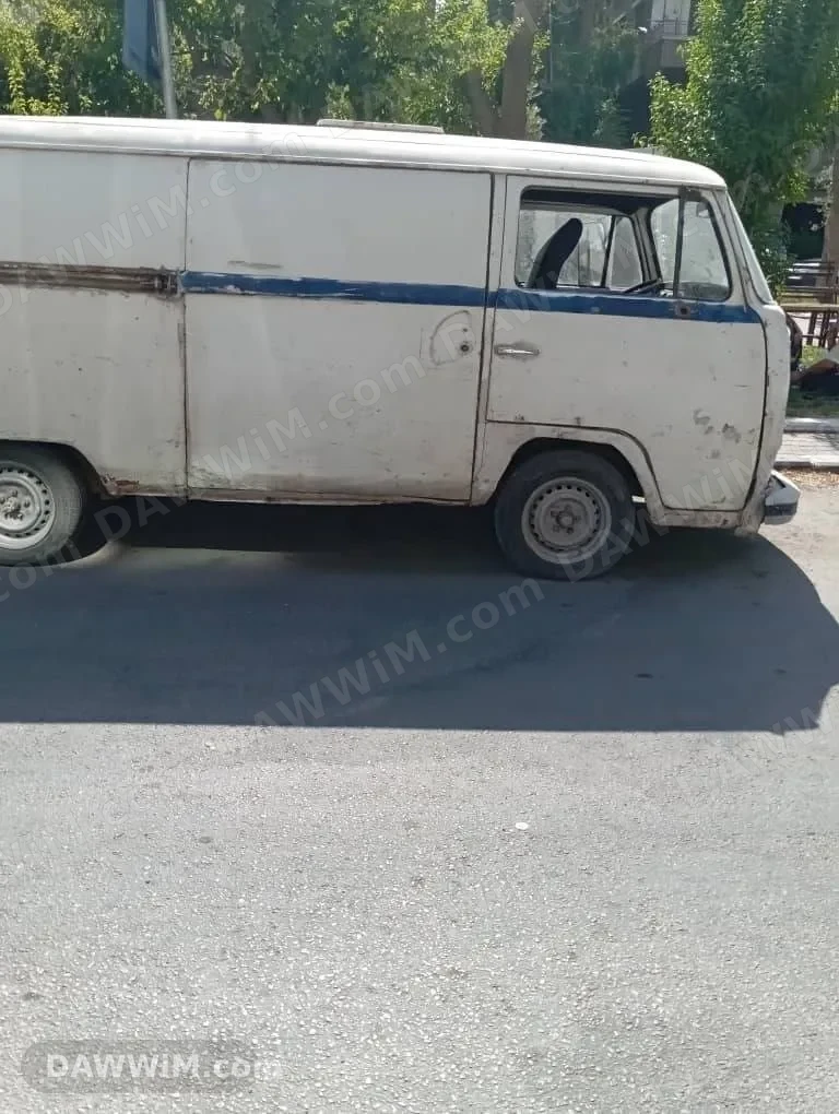 فان فولكس واجن صالون وسياحي للبيع