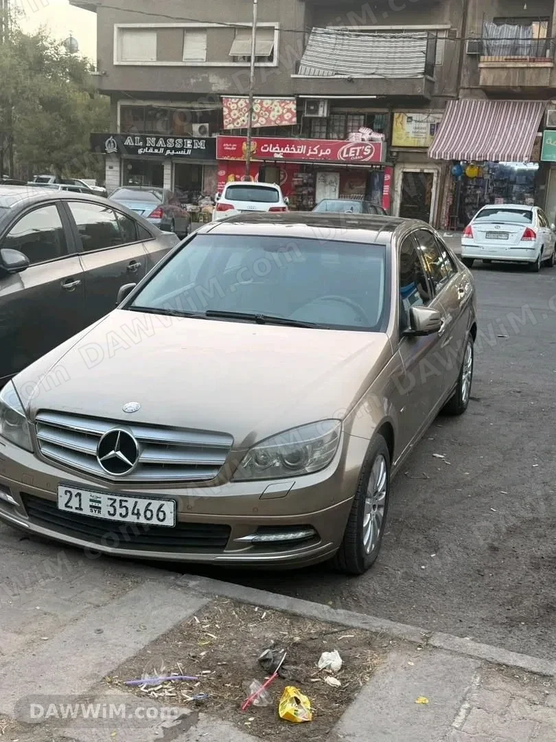 مرسيدس بينز C 200 موديل 2011