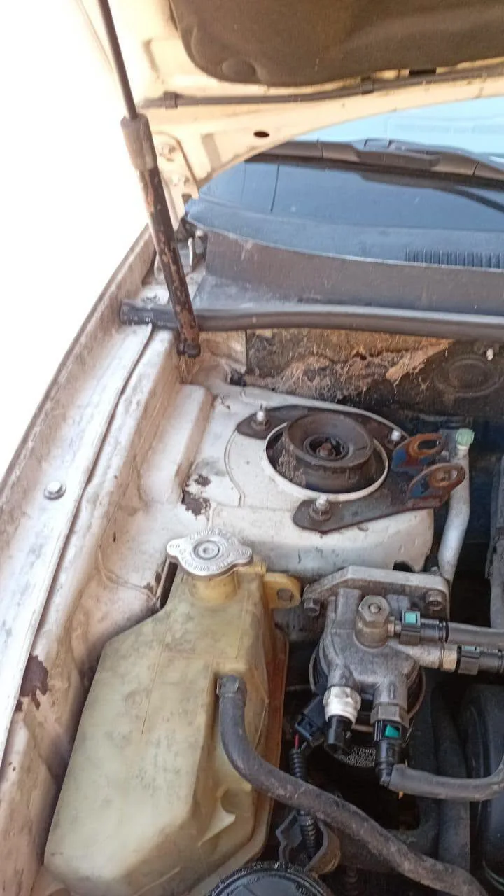 سيارة هيونداي موديل 2005 للبيع
