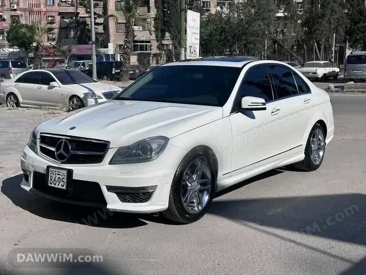 مرسيدس بينز C 250 موديل 2012