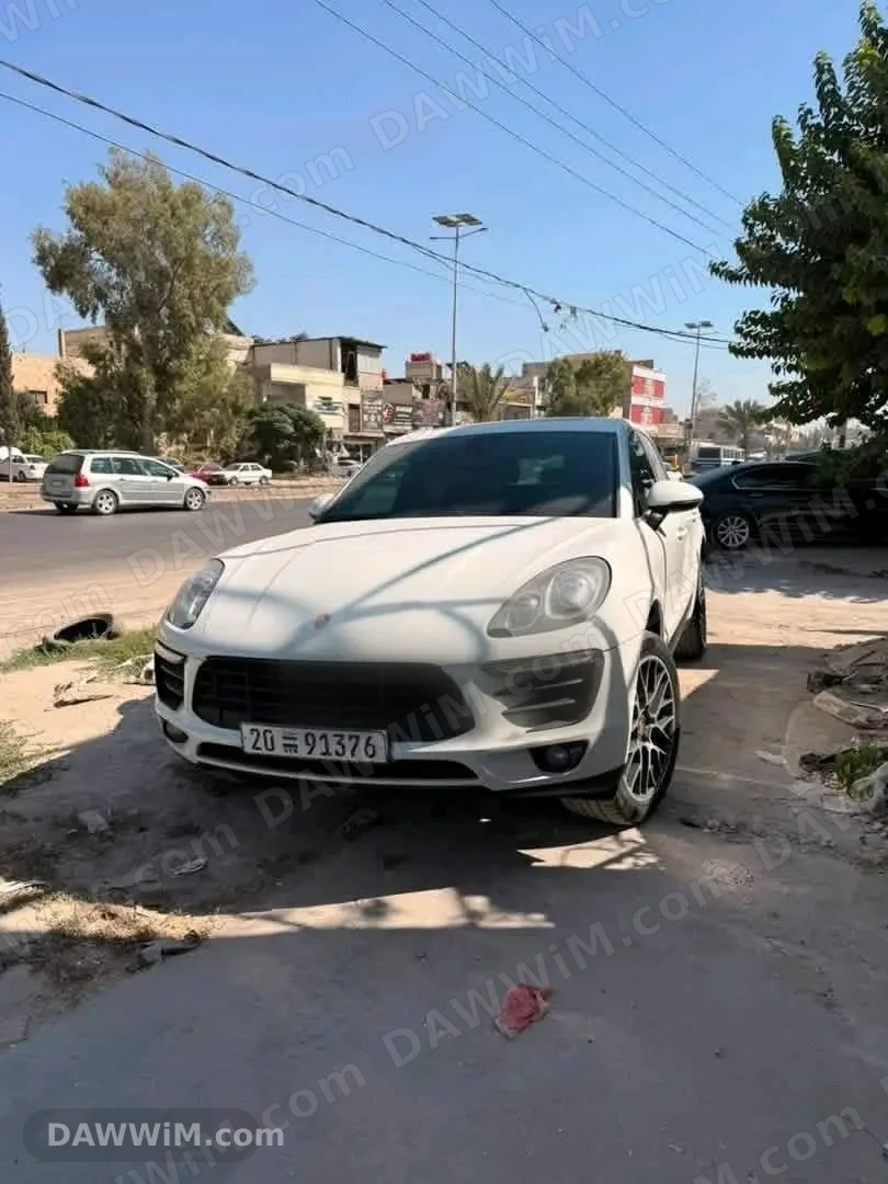 بورش ماكان 2015