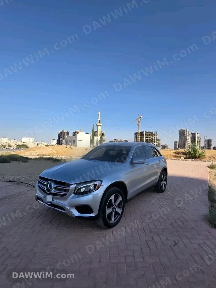 مرسيدس بينز GLC 300 موديل 2018