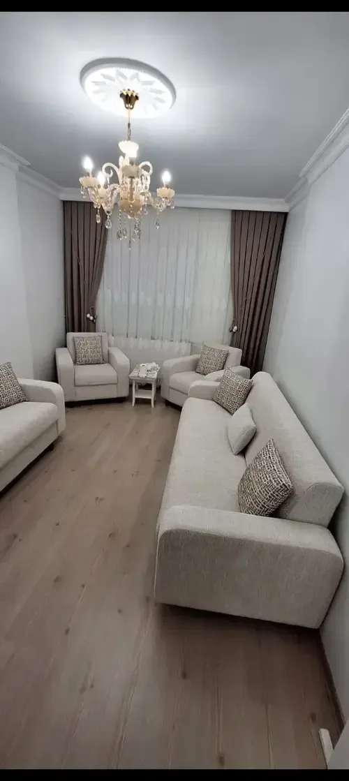 طقم كنب فخم وراقي من ميريلا
