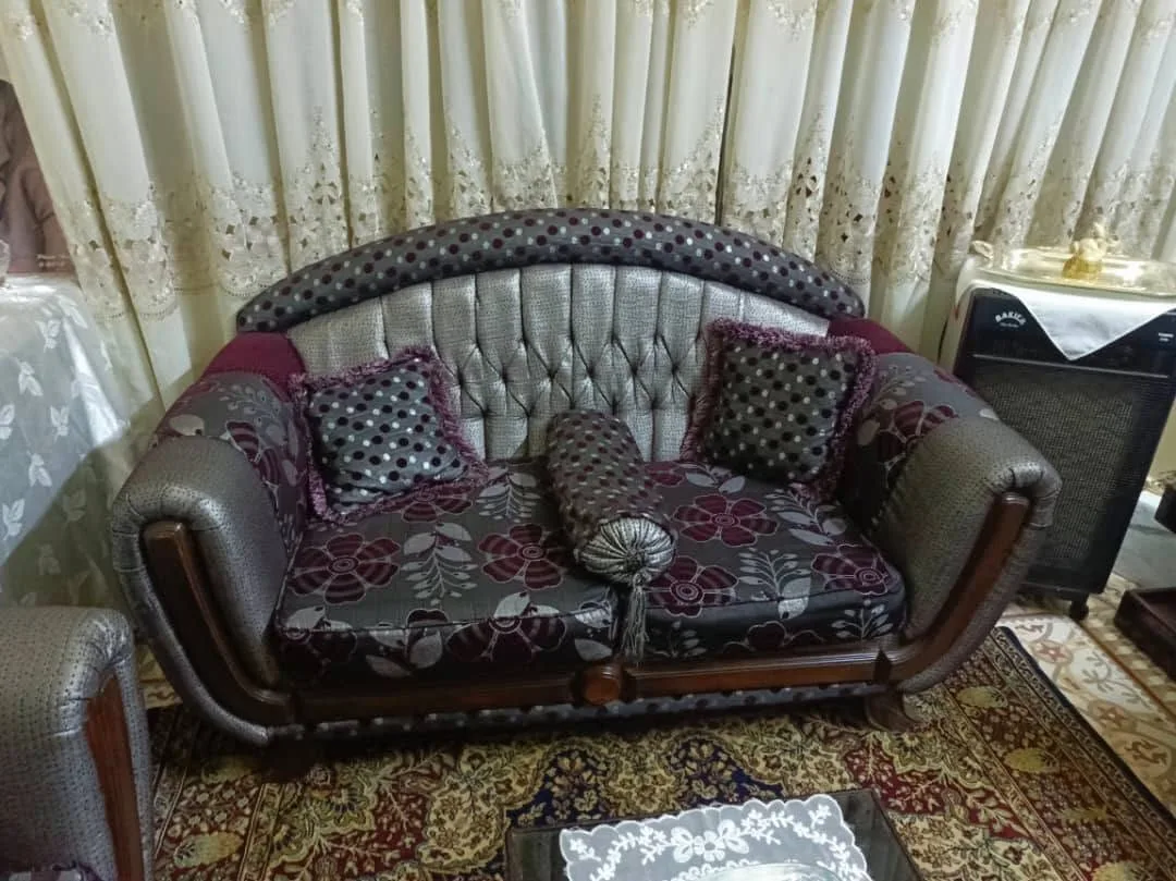 طقم كنبيات للبيع