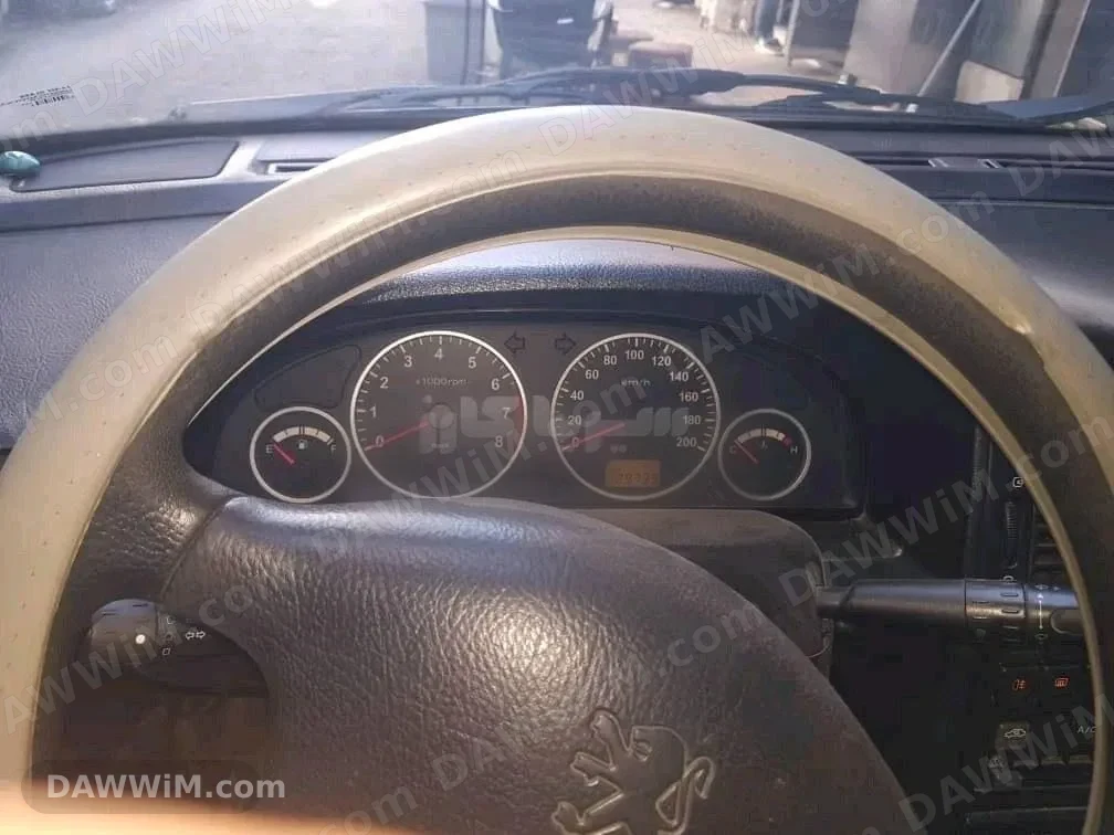 سيارة بيجو 405 موديل 2004 للبيع