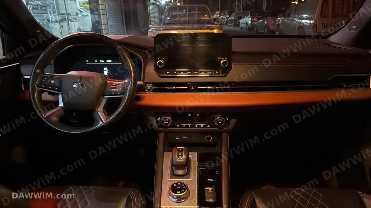ميتسوبيشي أوتلاندر 2025 للبيع