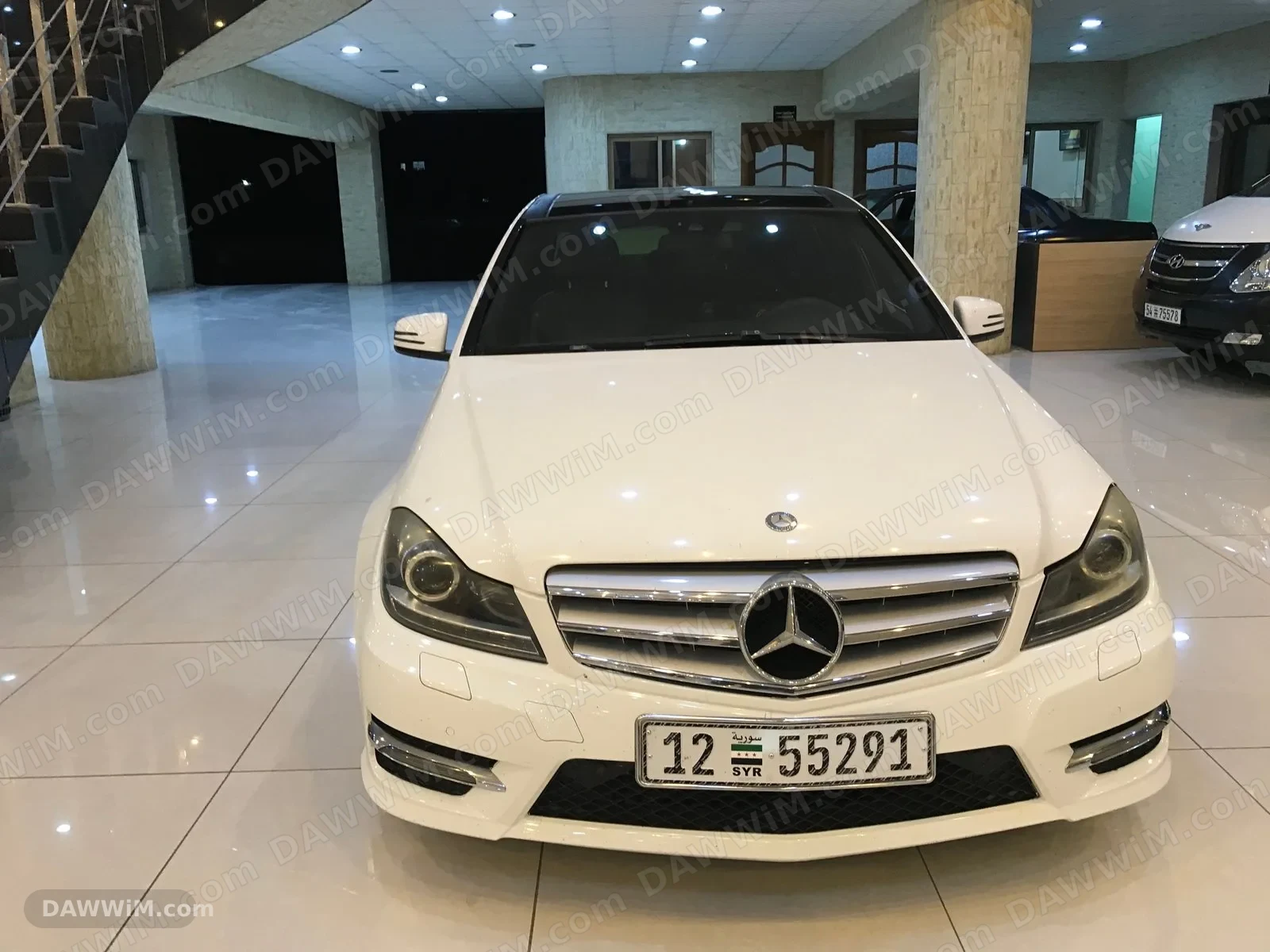 مرسيدس C200 موديل 2013