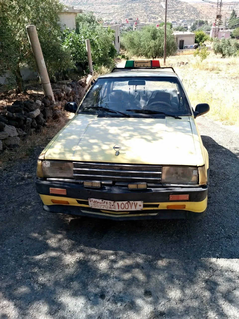 نيسان سني موديل 1983 معروضة للبيع