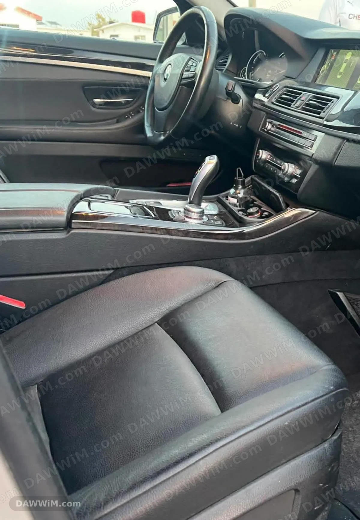 سيارة BMW 528i موديل 2013