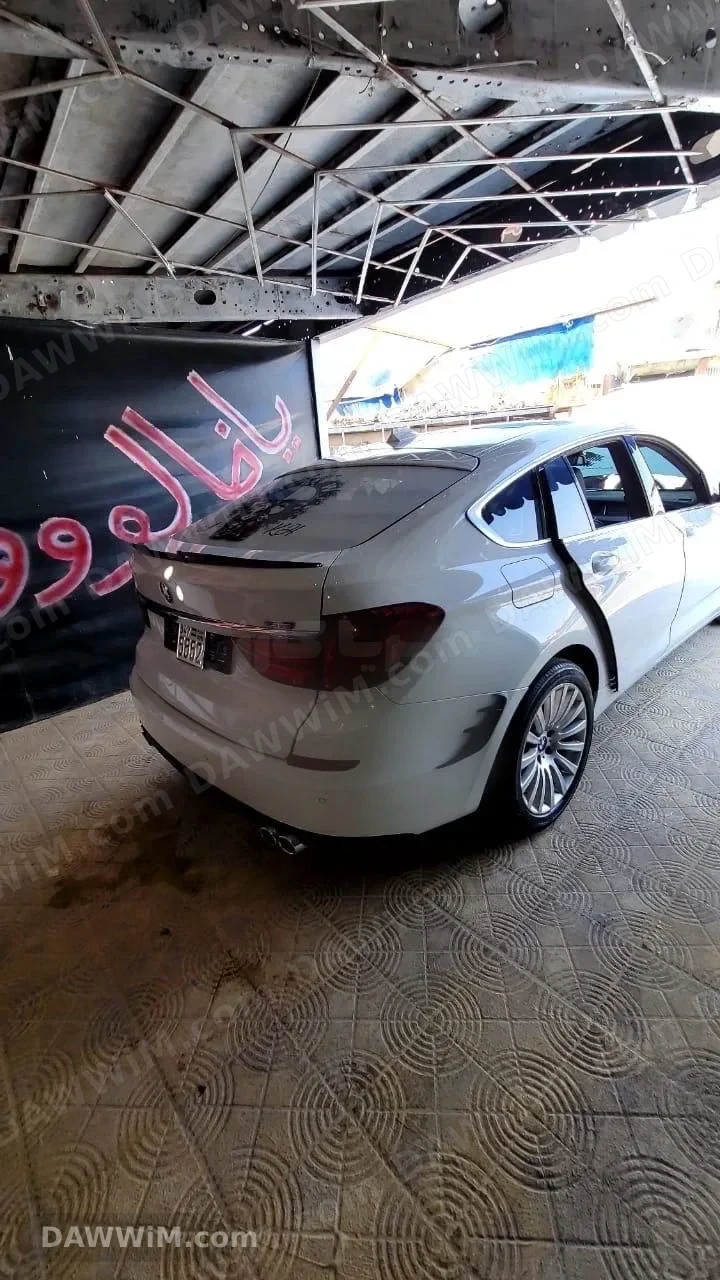 سيارة بي ام دبليو GT موديل 2012