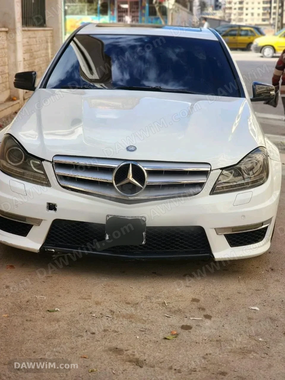 مرسيدس بنز C 300 موديل 2011