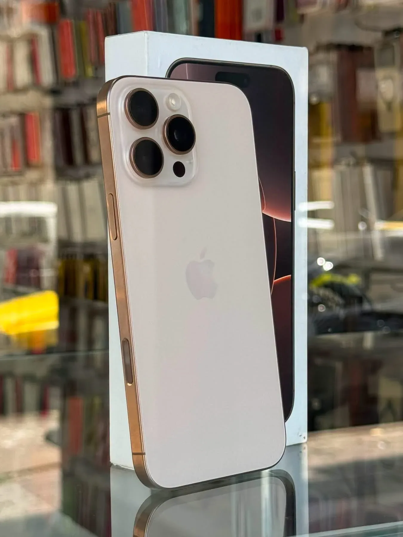 iPhone 16 Pro Max 256GB مستعمل للبيع
