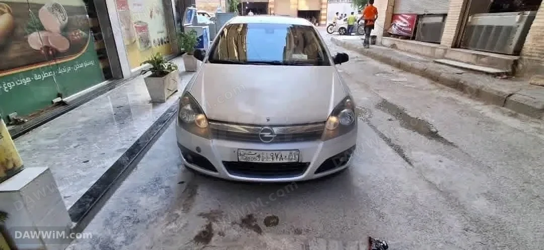 سيارة اوبل استرا - Opel Astra موديل 2005