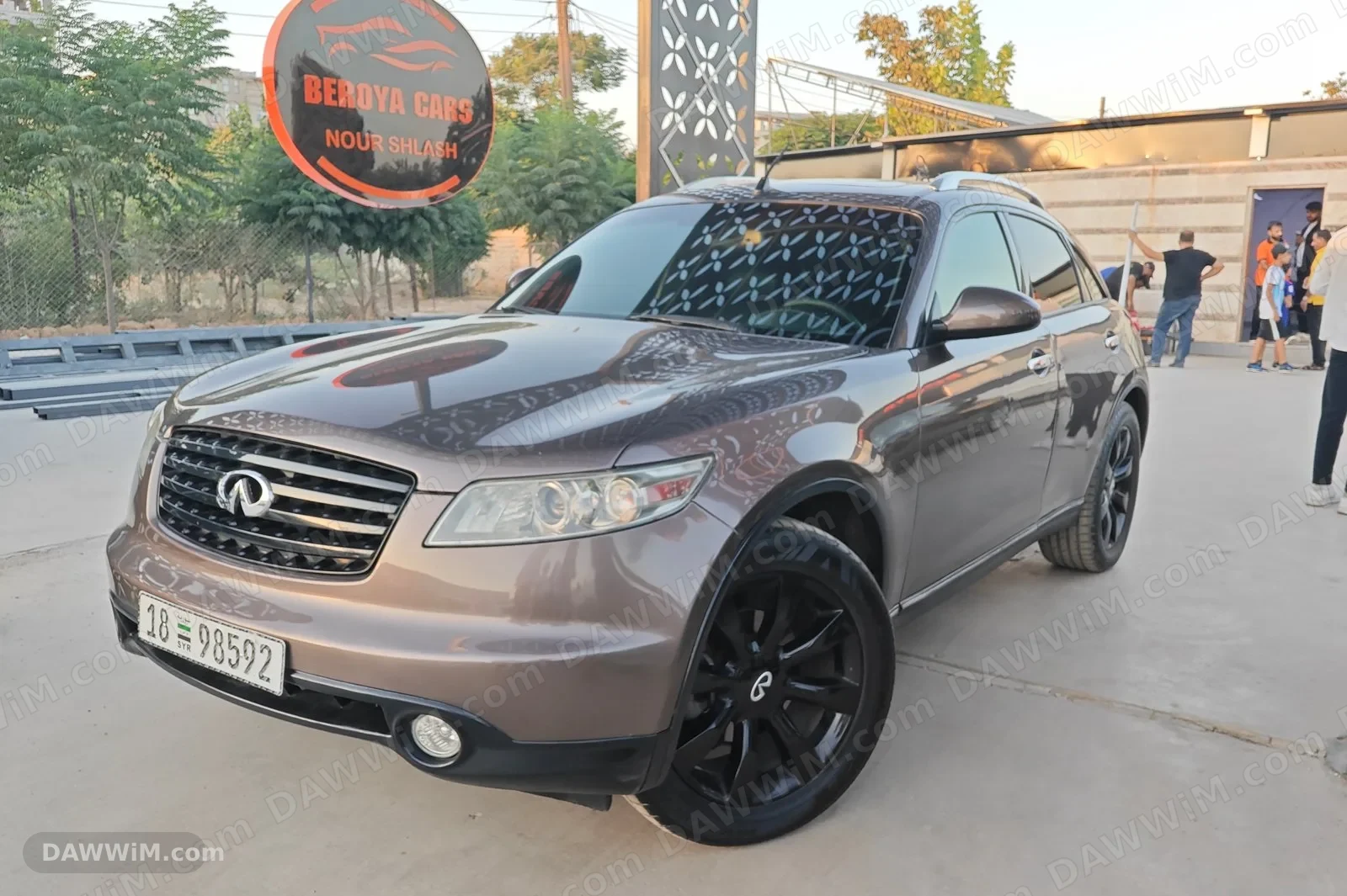 INFINITI JX35 2005