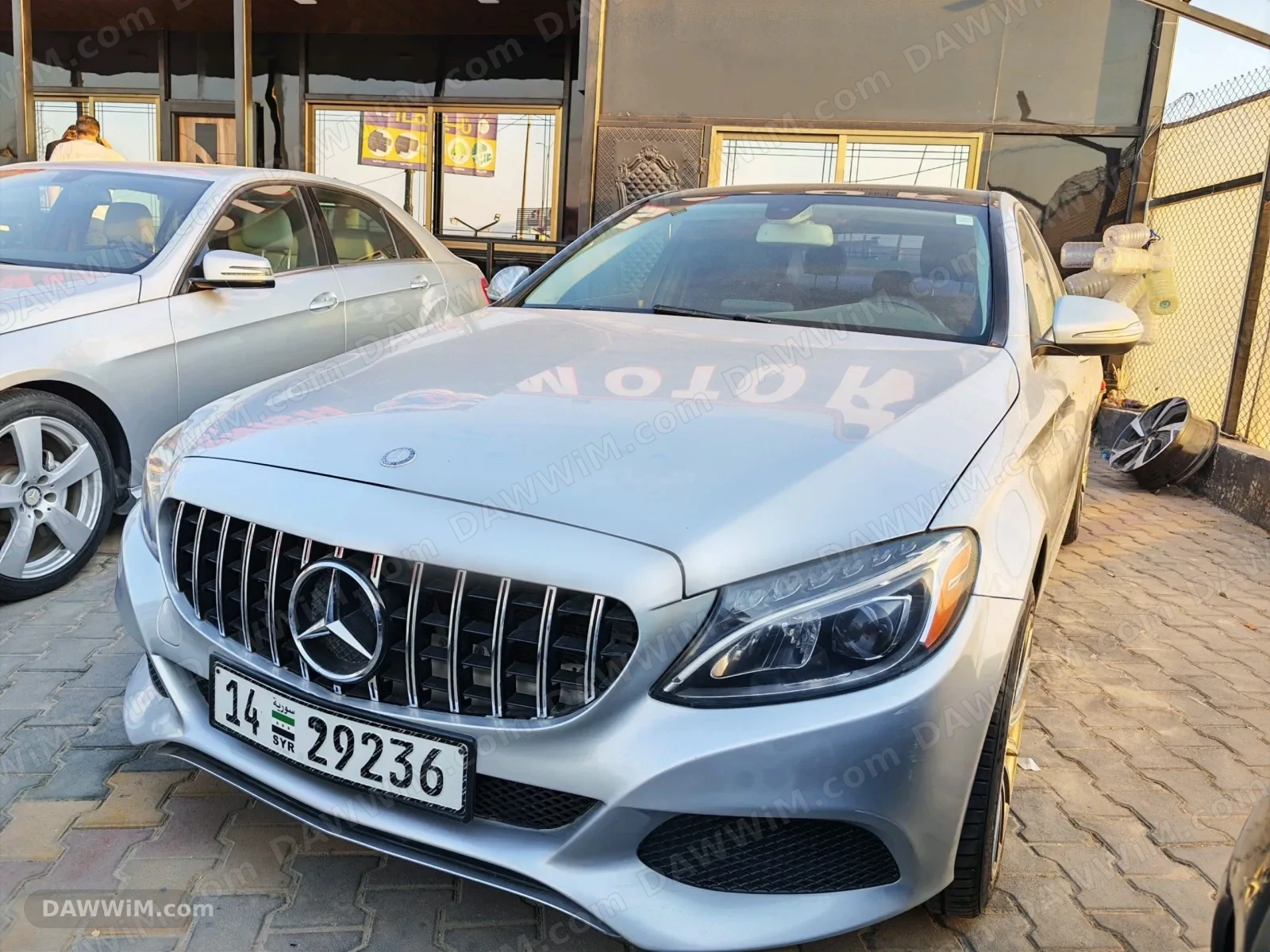 مرسيدس بينز C 300 موديل 2015 مستعملة