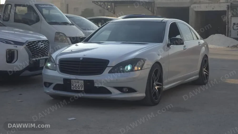 مرسيدس S550 معدلة S63 للبيع