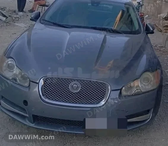 جاغوار Jaguar XF موديل 2011