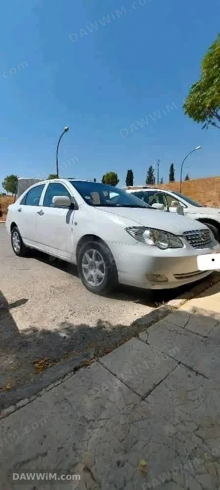 سيارة بي واي دي BYD E2 موديل 2011