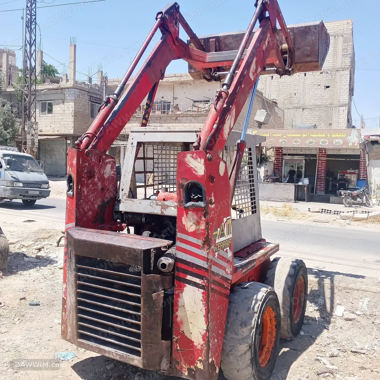 لودر صغير للبيع أو للبدل بكب صندوق 4 أمتار
