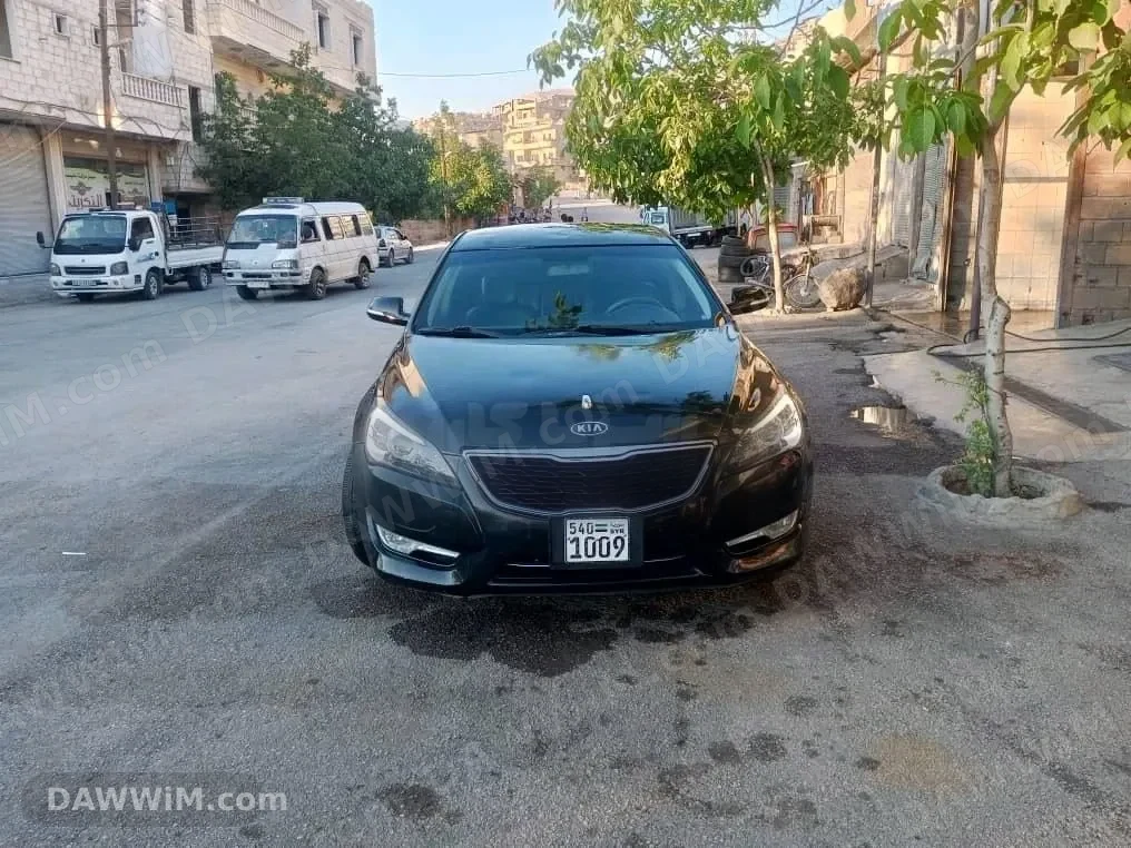 كيا كادينزا 2011