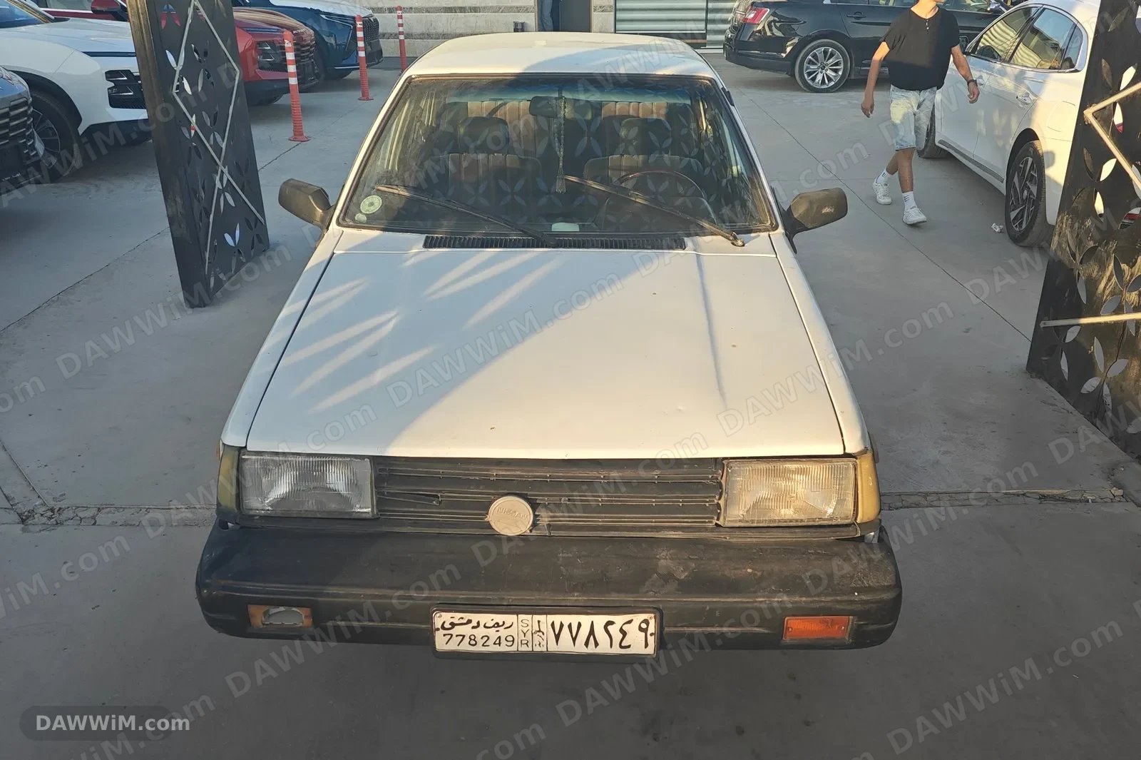 نيسان سني 1982 للبيع