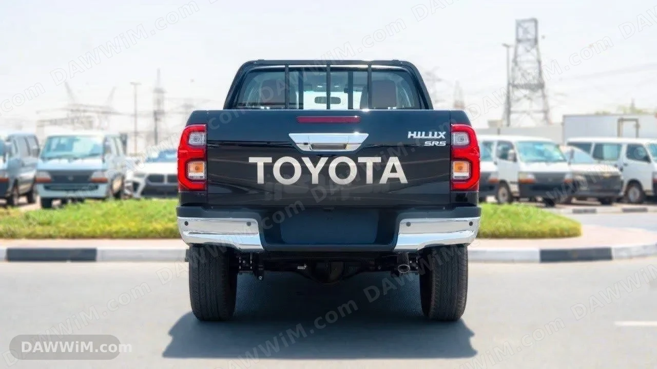 تويوتا هايلوكس TRD 2026 بيك أب 4x4 جديدة