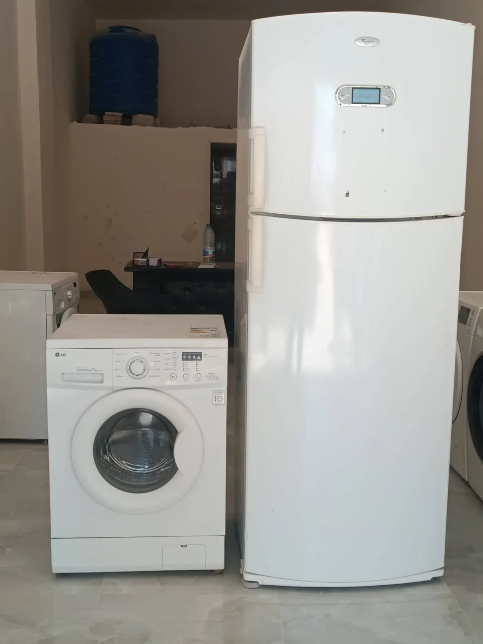 براد وغسالة LG بحالة جيدة مع سعر 500$