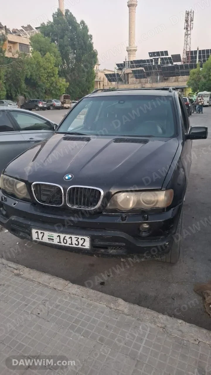سيارة بي إم دبليو X5 للبيع موديل 2005
