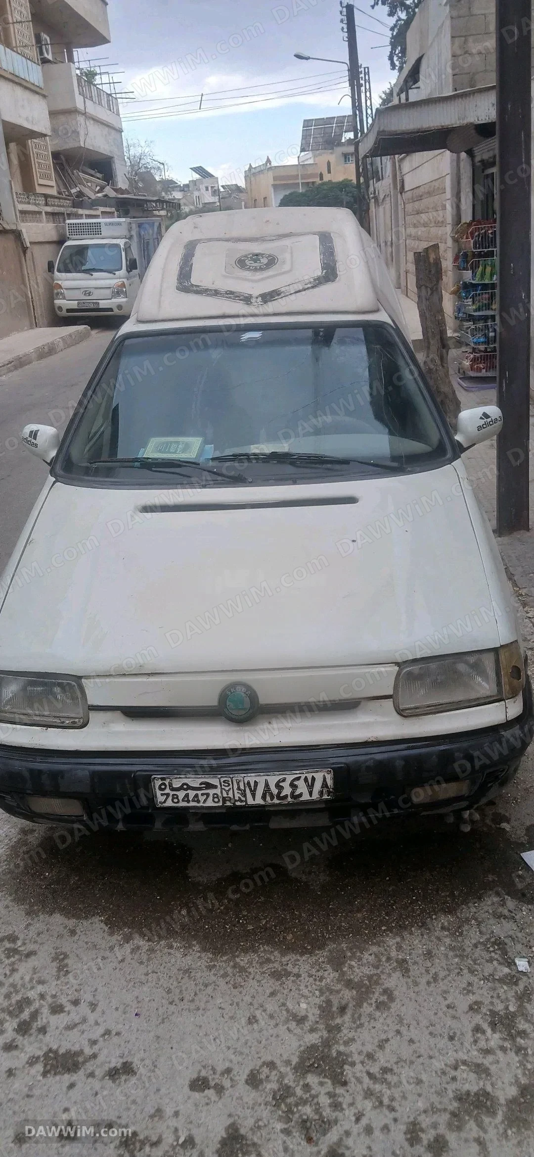 سكودا بيك اب مستعملة للبيع موديل 2000