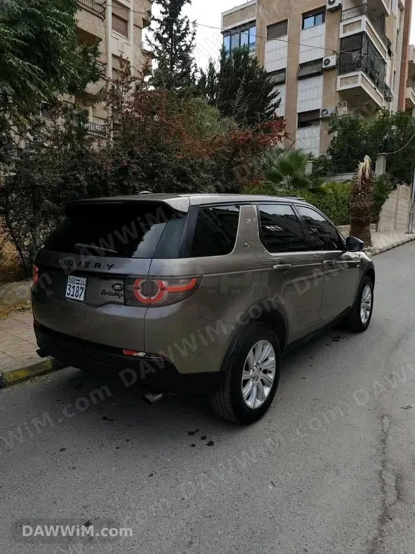 لاند روفر ديسكفري 2016