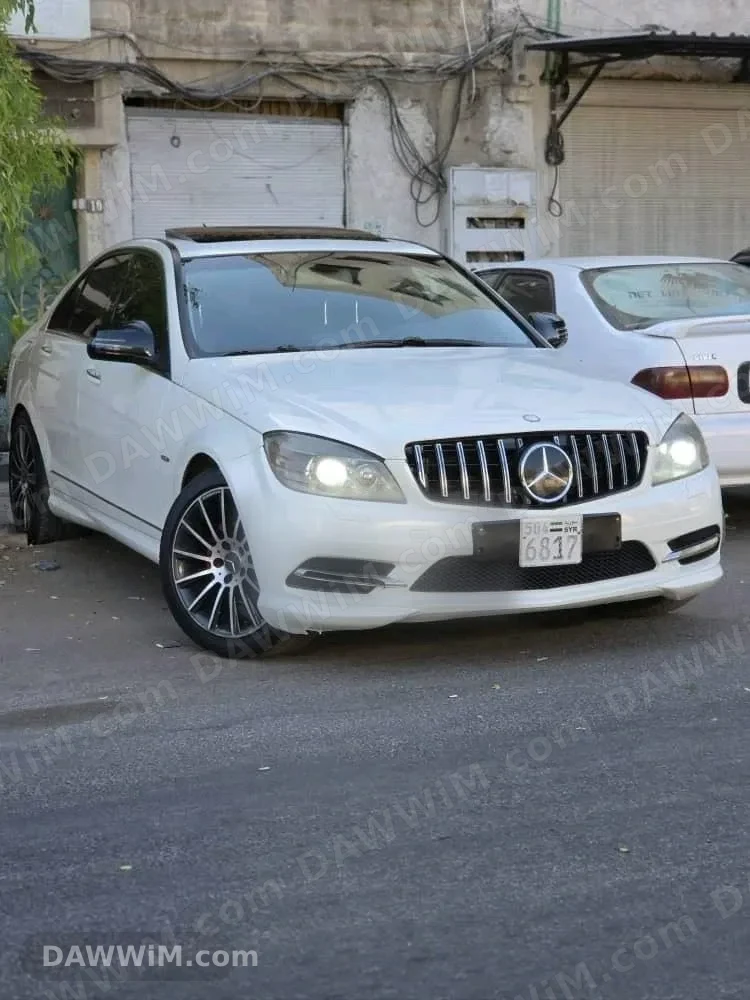 مرسيدس بنز C220 موديل 2009