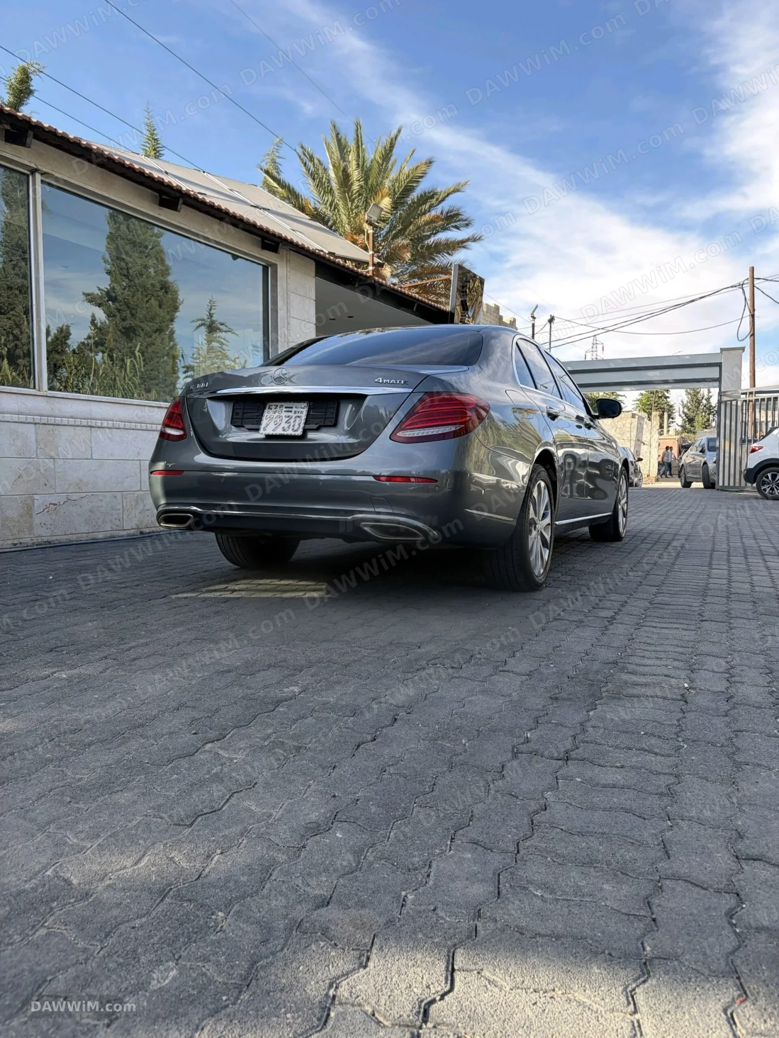 مرسيدس بنز E300 مستعملة للبيع في دمشق
