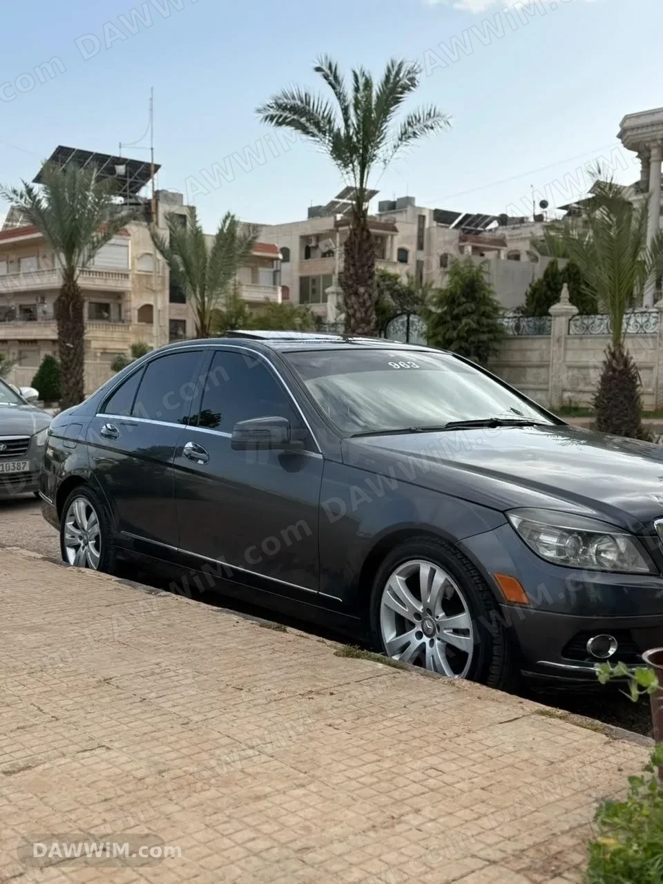 مرسيدس بينز C 300 موديل 2011 مستعملة للبيع