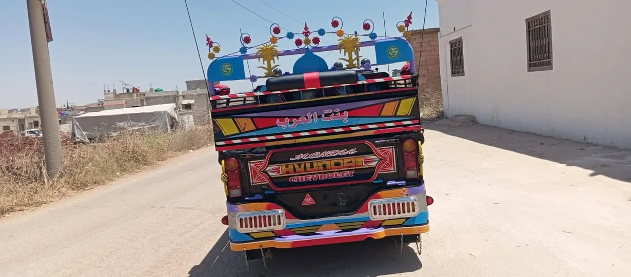 للبيع سيارة هيونداي مزينة ومجهزة