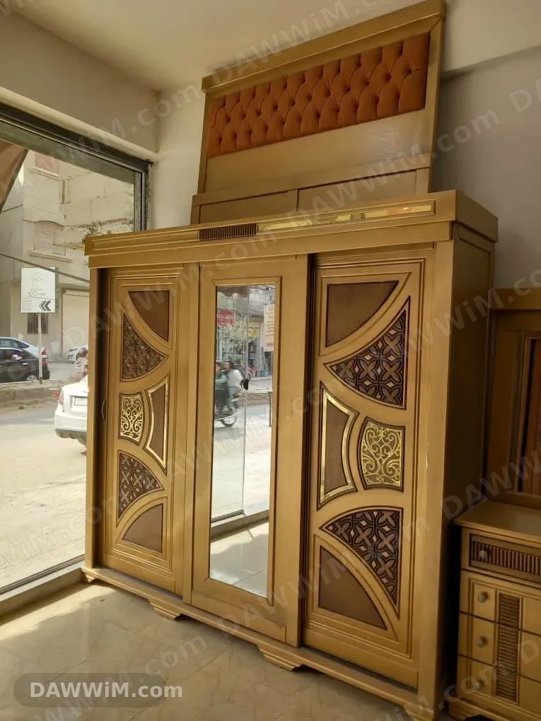 غرفة نوم دهب 6 قطع مع مرآة وتواصل مباشر