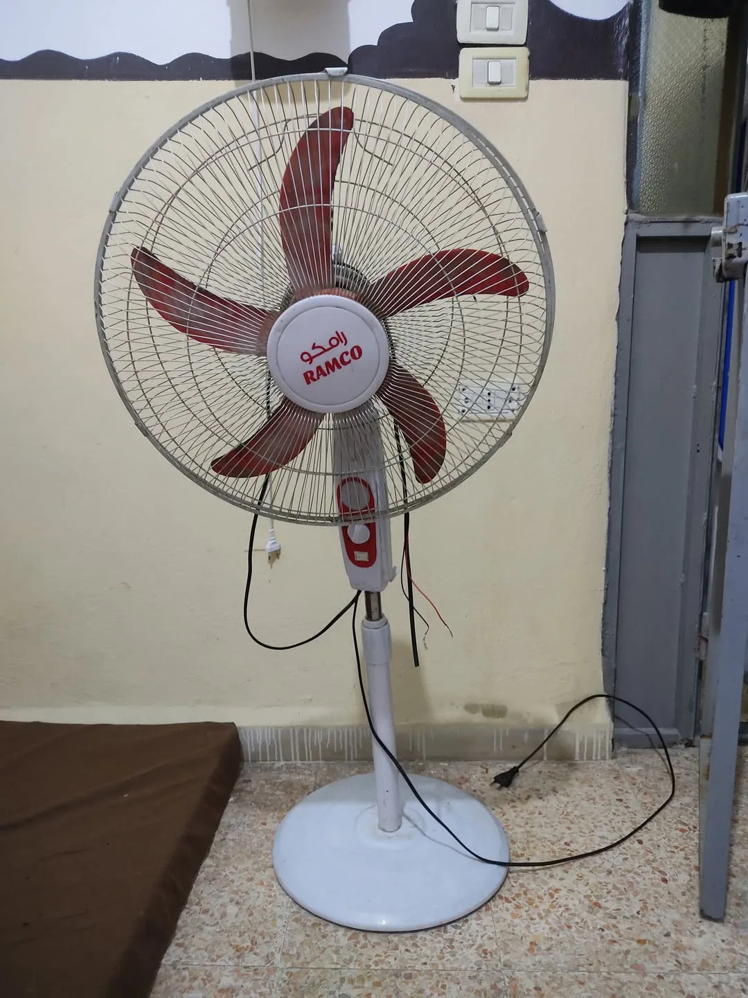 مروحة للبيع تعمل على البطاريات