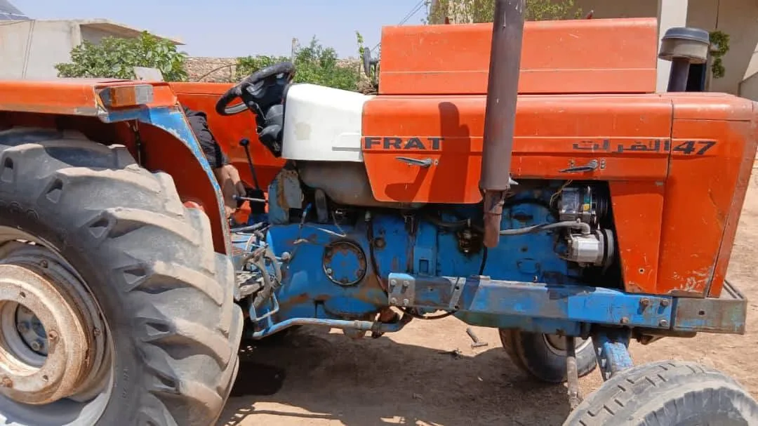 جرار فرات 2010 بحالة جاهزة للعمل