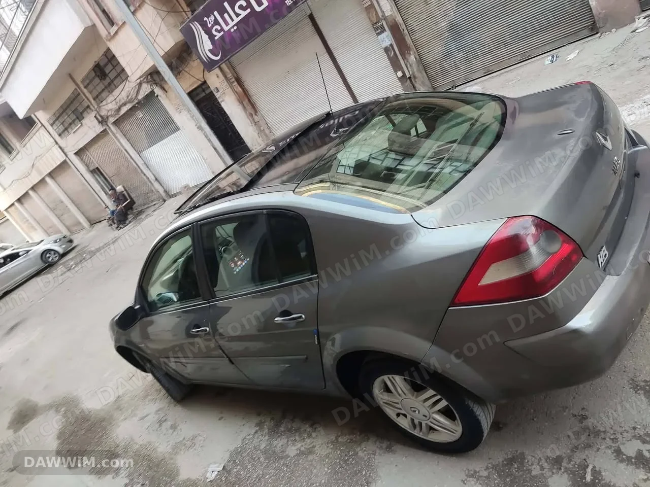 رينو ميغان موديل 2006