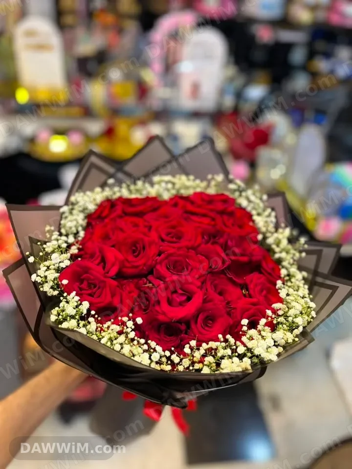 باقة جورية طبيعية مع جبسوفيل للبيع