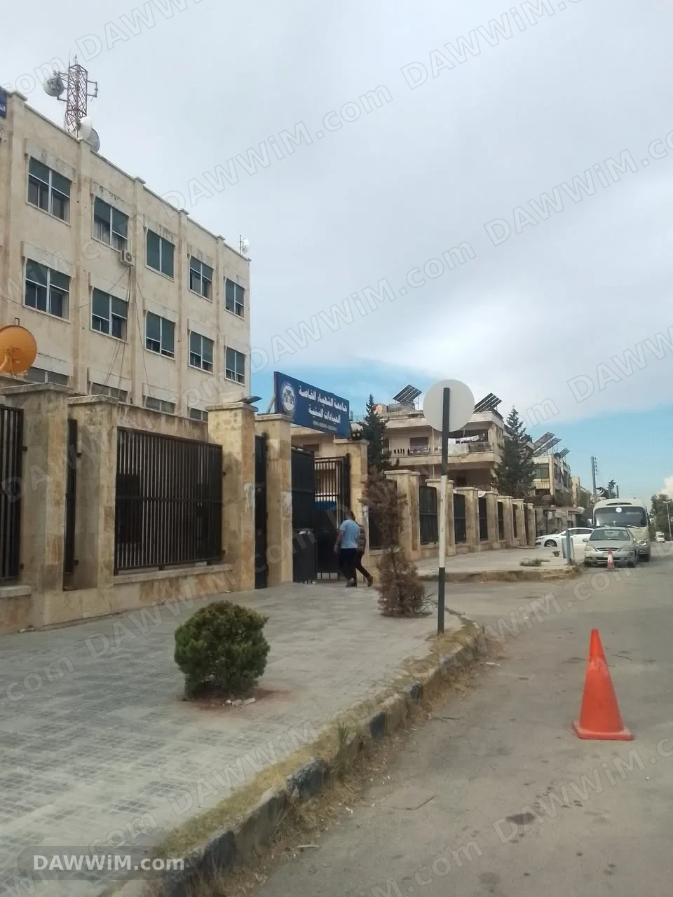 عيادات طب الأسنان في جامعة الشهباء الخاصة بحلب