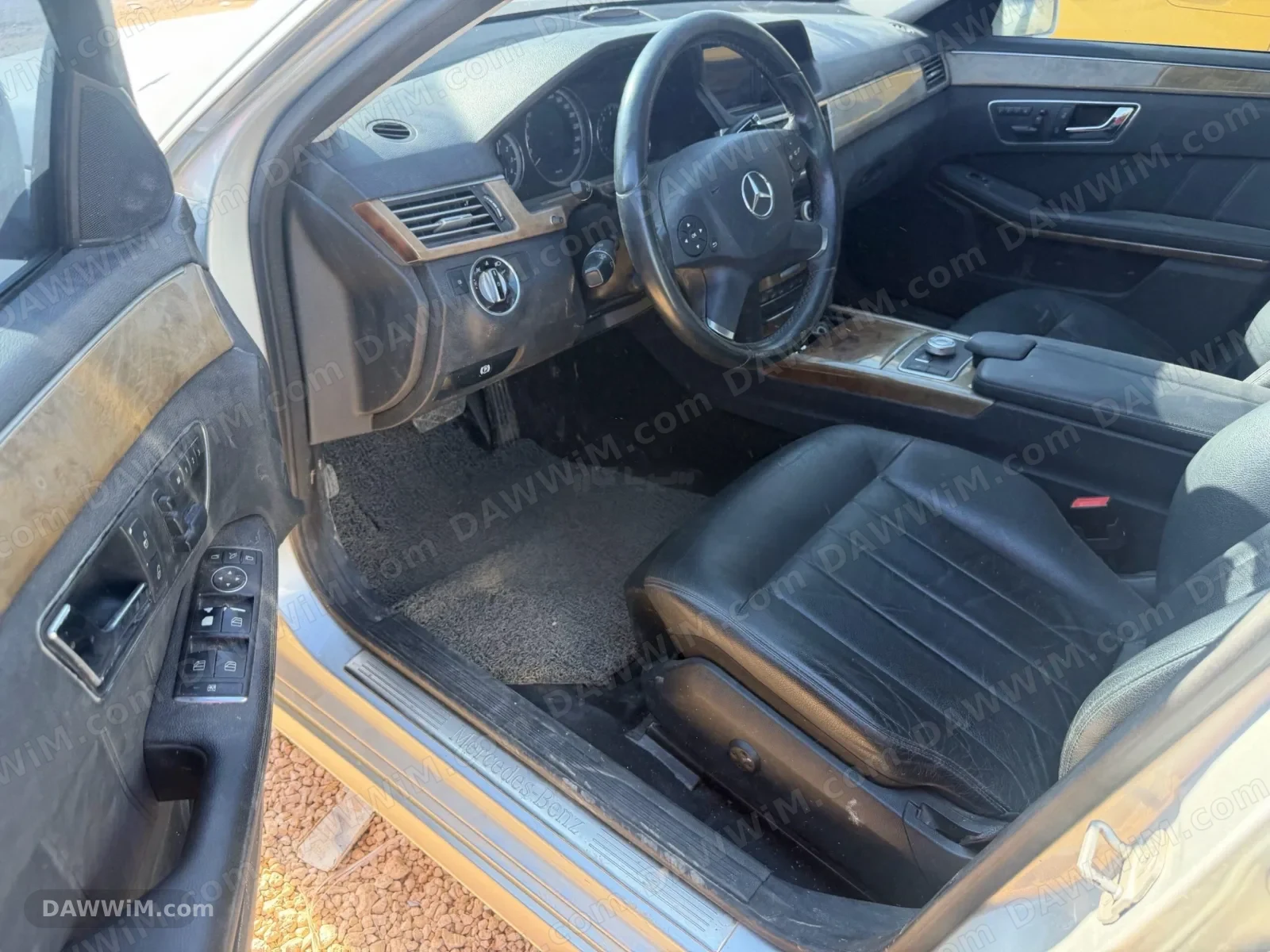 مرسيدس بينز E300 موديل 2011 مستعملة للبيع